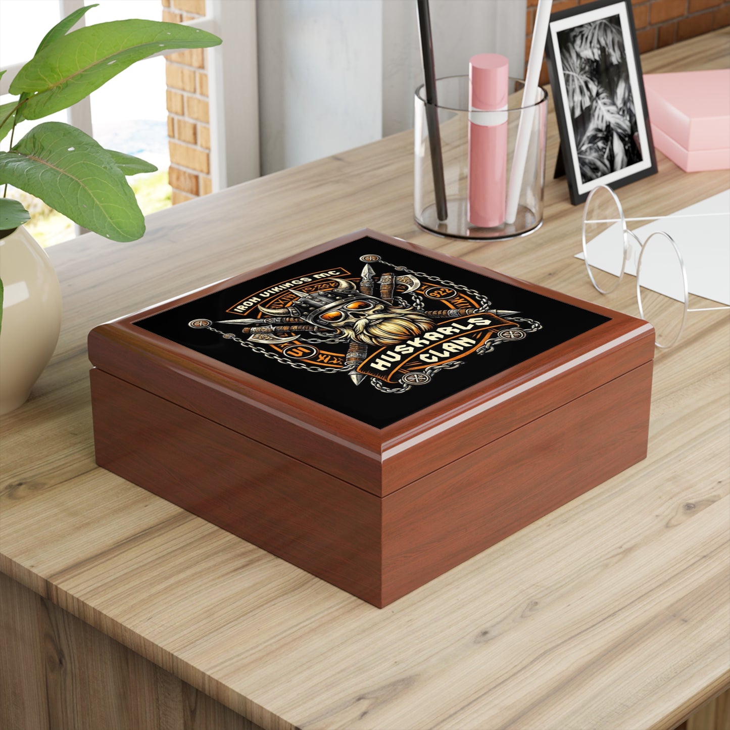 Huskarls Clan Jewelry Box